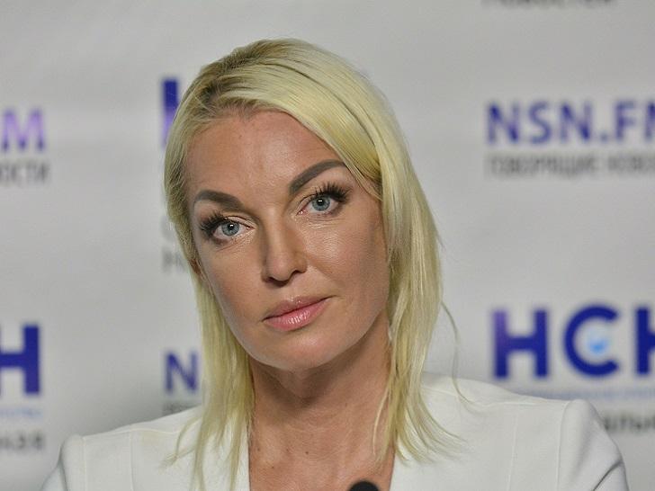 Ұйықтап жатқан мас әйелдің трафарет болғанын қараңыз Жыныстық позициялар: лотос позициясы