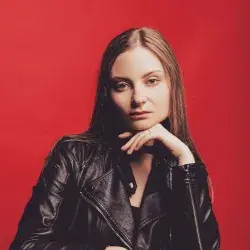 Виктория Шварц