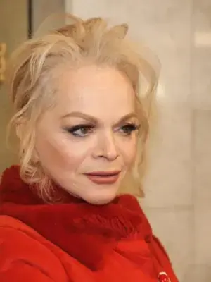 Лариса Долина