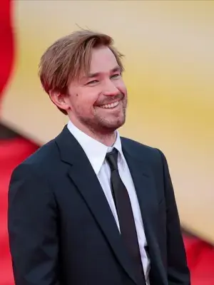 Александр Петров