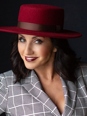 Певица Афина