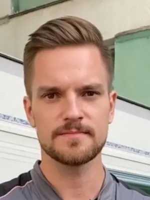 Никита Волков