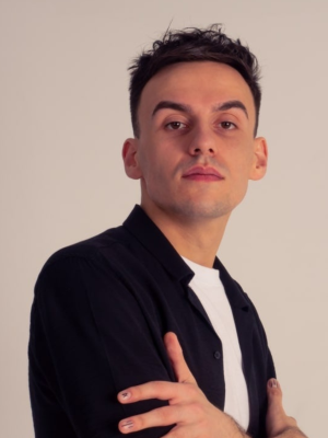 Артем Белый