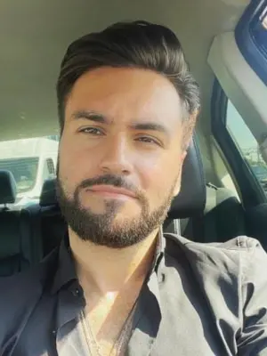 Нодар Ревия