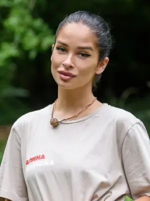 Алина Акилова на проекте «Новые звезды в Африке». Фото: 