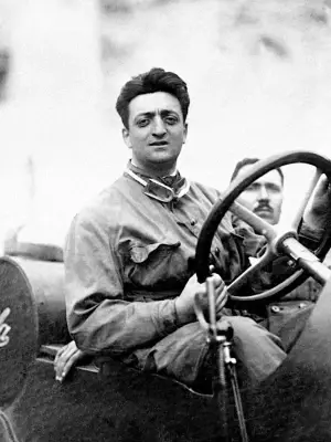 В Италии его считают одним из величайших соотечественников XX века: биография Энцо Феррари