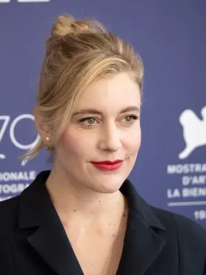 Стремительный путь в высшую лигу Голливуда: творческая карьера актрисы и режиссера Греты Гервиг